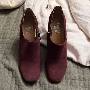 Franco Sarto Women's Burgundy Ankle Booties